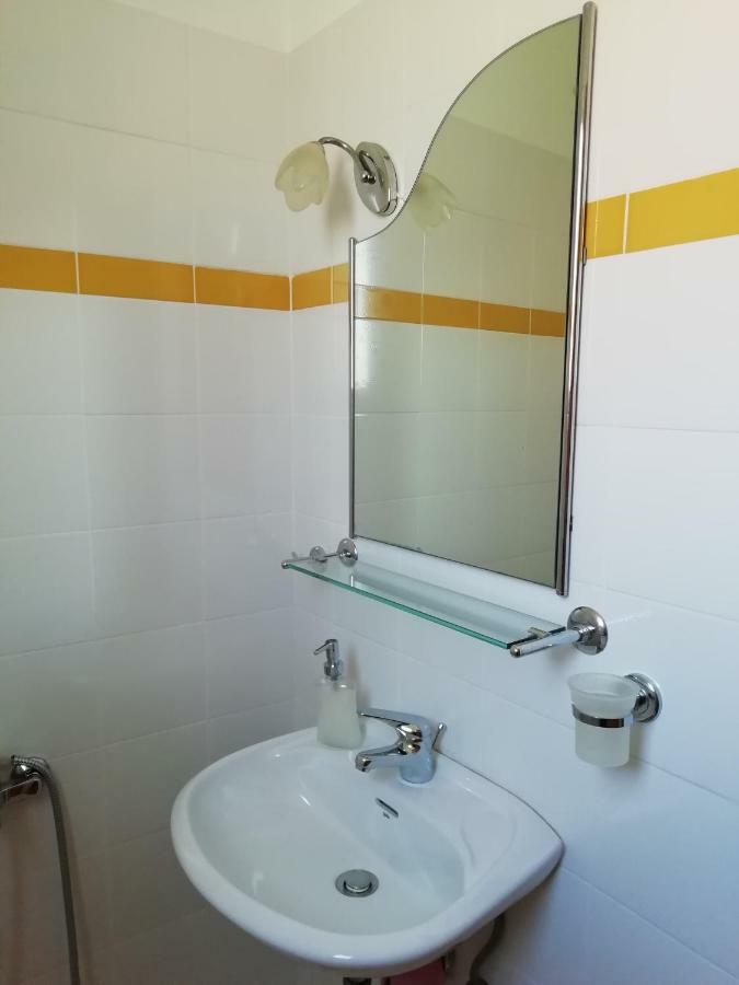 카라보밀로스 Melissani House 빌라 외부 사진