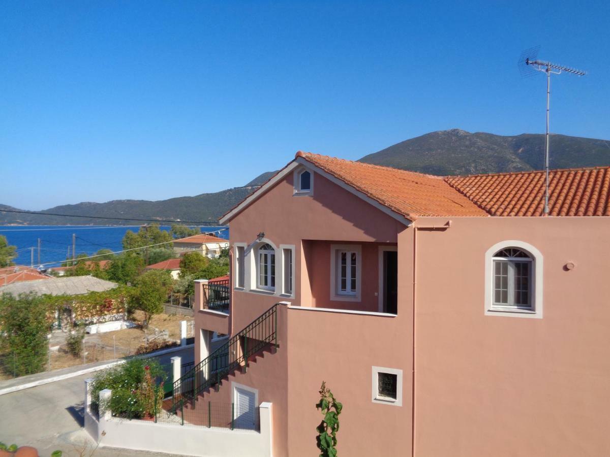 카라보밀로스 Melissani House 빌라 외부 사진
